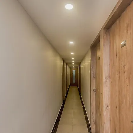 Hotel O Blue Ocean Near R City Mall-3
